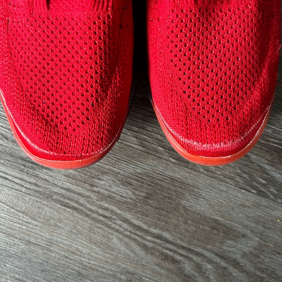 Nike vapor max Red Flyknit - Picture 6 of 17